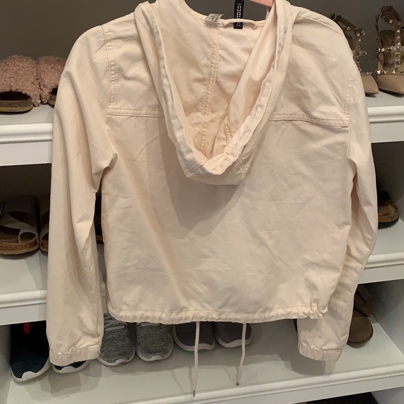 Light H&M Jacket - Picture 2 of 2